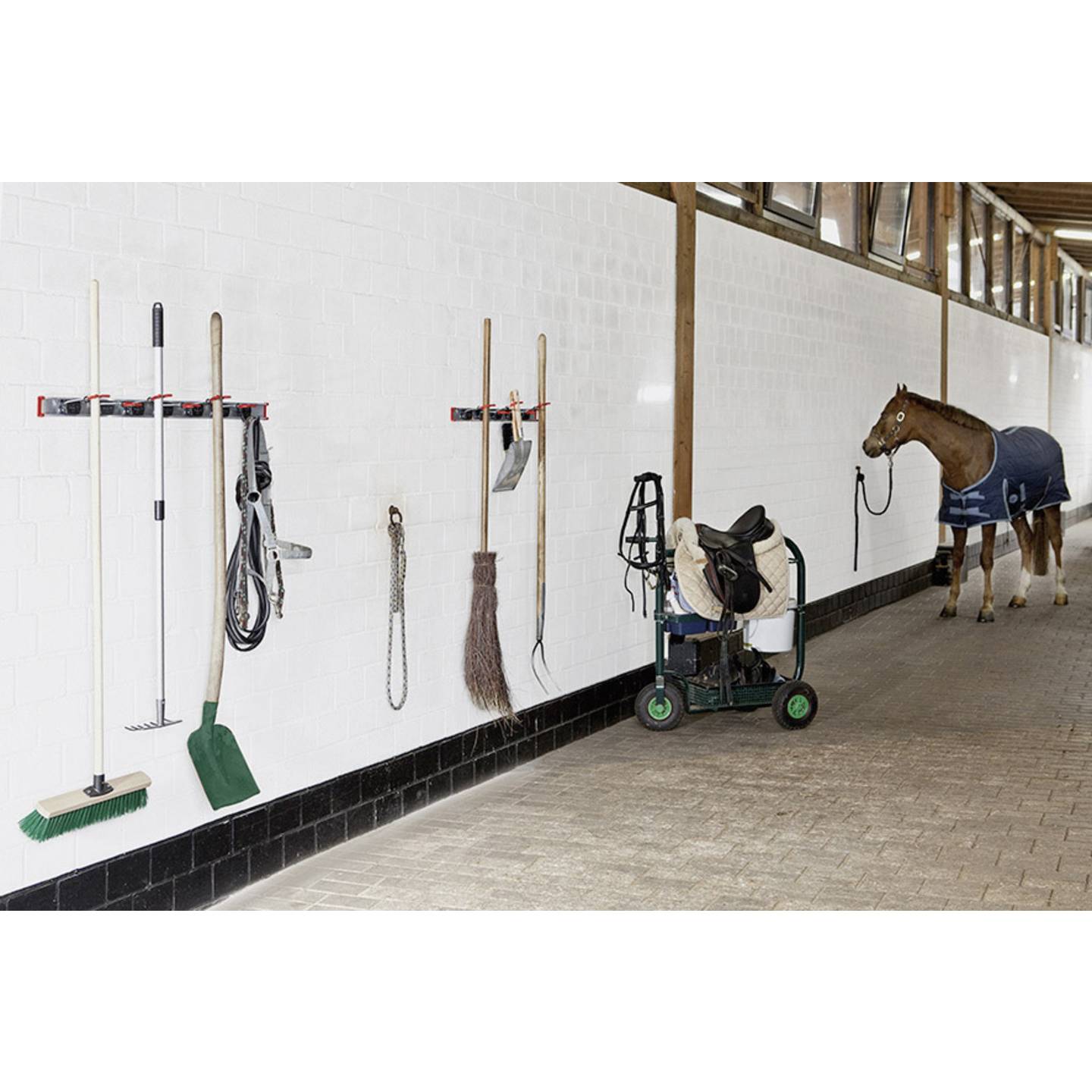 Suport depozitare BRUNS pentru scule si unelte, tip cuier 4 cleme, 2 carlige, sina 0.5 m